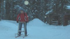 Lynn on kicksled